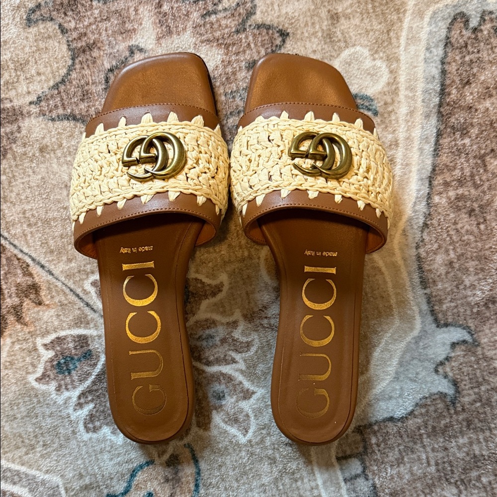 Gucci Women's Tan and Cream Slide Sandals